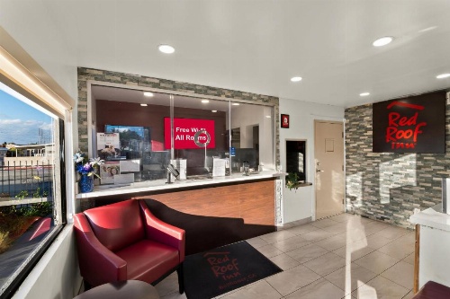 Red Roof Inn Los Angeles - Bellflower image 17