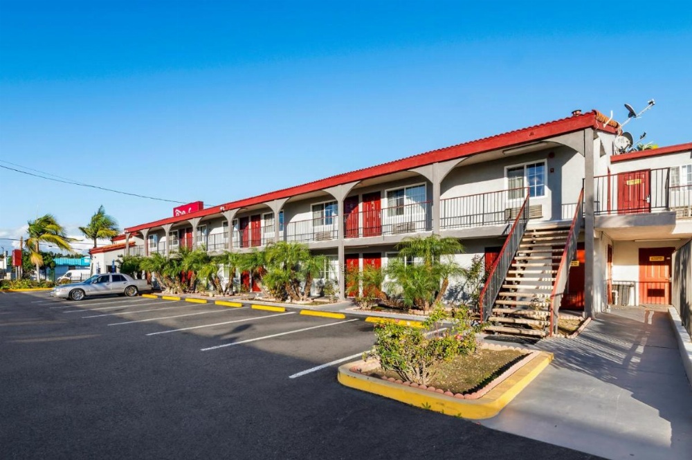 Red Roof Inn Los Angeles - Bellflower Image 30